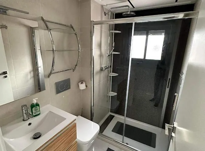 Francisco Casanovas شقة *